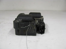 Load image into Gallery viewer, IGNITION COIL Mercedes C280 CL500 CLS55 1998 98 99 - 06 - 401786
