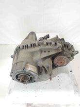 Load image into Gallery viewer, TRANSFER CASE Lincoln Navigator 2005 05 - NW176577
