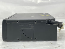 Load image into Gallery viewer, CD CHANGER Range Rover Discovery 99 00 01 02 03 04 - NW139400
