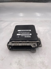Load image into Gallery viewer, ECU ECM COMPUTER MERCEDES 300E 300TE 1990 90 91 92 93 - NW61683
