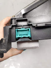 Load image into Gallery viewer, Speedometer Cluster Cadillac Deville 2001 - NW158520
