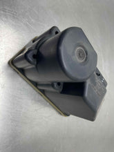 Load image into Gallery viewer, Vacuum Pump  MERCEDES 190 1987 - NW189243
