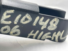 Load image into Gallery viewer, Mass Air Flow Sensor Meter MAF ES300 ES330 GS300 GS430 GS450H  00-14 - NW5622
