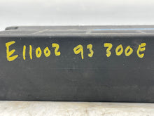 Load image into Gallery viewer, Computer  MERCEDES 300E 1993 - NW36113
