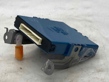 Load image into Gallery viewer, COMPUTER SUPPLY CONTROL MODULE COMPUTER Toyota Prius 2004 04 - NW38230
