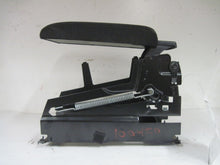 Load image into Gallery viewer, Console Lid Volkswagen Pssat 2002 02 - 430635
