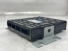 Load image into Gallery viewer, ECU ECM COMPUTER Kia Sedona 2002 02 - NW60729

