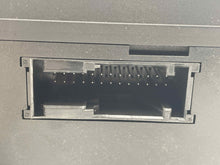 Load image into Gallery viewer, Radio  BMW 525I 2002 - NW7371
