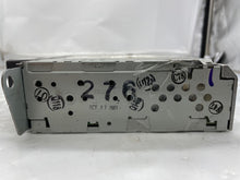 Load image into Gallery viewer, RADIO Toyota Prius 2001 01 2002 02 2003 03 2004 04 05 - NW139946
