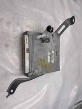 Load image into Gallery viewer, Multiplex network module Prius 2001 01 2002 02 2003 03 - NW38374
