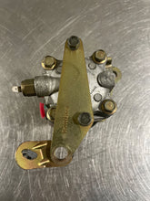 Load image into Gallery viewer, POWER STEERING PUMP Eclipse Galant 04 05 06 07 08 09 - NW163936
