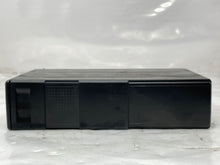 Load image into Gallery viewer, CD CHANGER Range Rover Discovery 99 00 01 02 03 04 - NW139333
