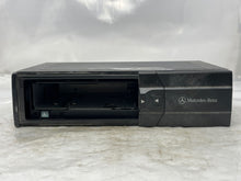 Load image into Gallery viewer, CD CHANGER C230 C280 C43 E300D E320 94 95 96 97 98 99 - NW138776
