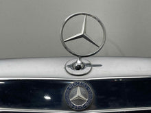Load image into Gallery viewer, GRILL Mercedes 300D 300E 420 560SEL 86 87 88 89 90 91 - NW98573

