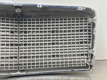 Load image into Gallery viewer, GRILL Mercedes 300D 300E 420 560SEL 86 87 88 89 90 91 - NW98573

