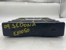 Load image into Gallery viewer, ECU ECM COMPUTER KIA SEDONA 2003 2004 2005 - NW60723
