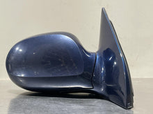 Load image into Gallery viewer, SIDE VIEW MIRROR Kia Sedona 2002 02 2003 03 04 05 Right - NW52835
