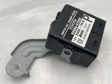 Load image into Gallery viewer, HEADLAMP CONTROL COMPUTER Prius 2004 04 05 06 - NW38232

