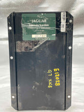 Load image into Gallery viewer, RADIO Jaguar XK8 1997 97 - NW137991
