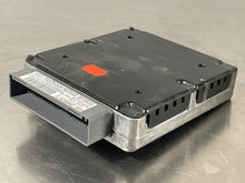 Load image into Gallery viewer, Computer Jaguar XK8 1997 - NW33311
