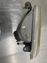 Load image into Gallery viewer, HEADLIGHT LAMP ASSEMBLY Camry 1997 97 1998 98 1999 99 Right - NW103633
