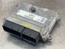 Load image into Gallery viewer, ECU ECM COMPUTER Volvo V40 S40 C30 2007 07 2008 08 2009 09 2010 10 - NW63012
