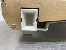 Load image into Gallery viewer, Speedometer Cluster Dodge Intrepid 2002 - NW158771
