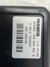 Load image into Gallery viewer, ABS COMPUTER Land Rover Discovery 99 00 01 02 - NW36949
