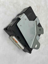 Load image into Gallery viewer, TRANSMISSION CONTROL MODULE COMPUTER Subaru Legacy 2007 07 - NW476441
