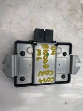 Load image into Gallery viewer, TRANSFER CASE CONTROL COMPUTER ML320 ML430 98 99 - 05 - NW35236
