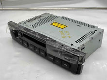Load image into Gallery viewer, Radio Jaguar XJ8 2004 04 2005 05 2006 06 2007 07 AM FM CD - NW137938
