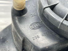 Load image into Gallery viewer, Fog Light Range Rover 1995 95 96 97 98 99 00 01 02 - NW83401
