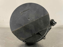 Load image into Gallery viewer, AIR INJECTION PUMP SMOG Land Rover Discovery 1999 99 2000 00 2001 01 2002 02 - NW8265
