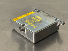 Load image into Gallery viewer, AIR BAG COMPUTER Range Rover 1999 99 2000 00 01 02 - NW37086
