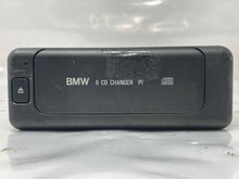 Load image into Gallery viewer, CD CHANGER BMW 740i 750i 1999 99 00 01 - NW136629

