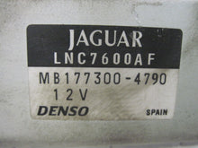 Load image into Gallery viewer, CLIMATE CONTROL COMPUTER JAGUAR XJ8 1998 99 00 01 02 03 - 481790
