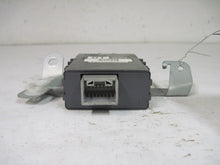 Load image into Gallery viewer, Multiplex network module Prius 2001 01 2002 02 2003 03 - 482084
