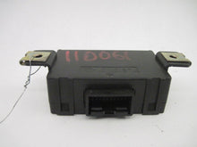 Load image into Gallery viewer, THEFT LOCKING MODULE Audi A4 A6 S4 S6 98 99 00 01 - 03 - 482760
