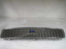 Load image into Gallery viewer, GRILL Volvo S80 1999 99 2000 00 2001 01 2002 02 2003 03 - 483236
