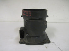 Load image into Gallery viewer, Mass Air Flow Sensor Meter MAF A4 A6 Passat 00 01 02 03 04 05 - 483629
