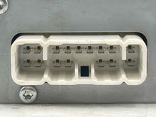 Load image into Gallery viewer, RADIO AMPLIFIER Toyota Highlander 2006 06 2007 07 - NW140005
