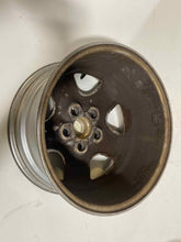 Load image into Gallery viewer, WHEEL Land Rover Discovery 1999 00 01 02 Alloy 16x8 - NW200845
