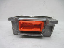 Load image into Gallery viewer, AIR BAG COMPUTER Land Rover Discovery 99 00 01 02 03 04 - 491298
