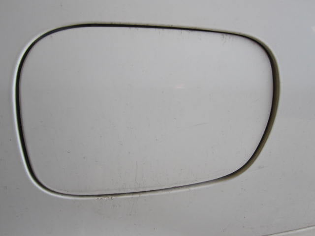 Fuel Filler Door Volvo V40 2000 00 - 497621