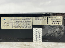 Load image into Gallery viewer, CD CHANGER Audi A4 A6 A8 1997 97 98 99 00 01 02 03 - 05 - NW136096
