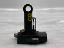 Load image into Gallery viewer, Mass Air Flow Sensor Meter MAF ES300 RX300 TC 4 Runner Avalon Camry 99-08 - NW5597
