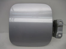 Load image into Gallery viewer, Fuel Filler Door Honda 2001 01 - 504333

