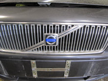 Load image into Gallery viewer, GRILL Volvo S80 1999 99 2000 00 2001 01 2002 02 2003 03 - 505104

