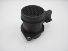 Load image into Gallery viewer, Mass Air Flow Sensor Meter MAF A4 TT Beetle Golf Golf Cabriolet 00-07 - 50865
