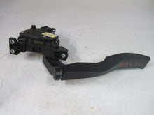 Load image into Gallery viewer, ELECTRONIC PEDAL ASSEMBLY Audi S4 2007 07 - 511693
